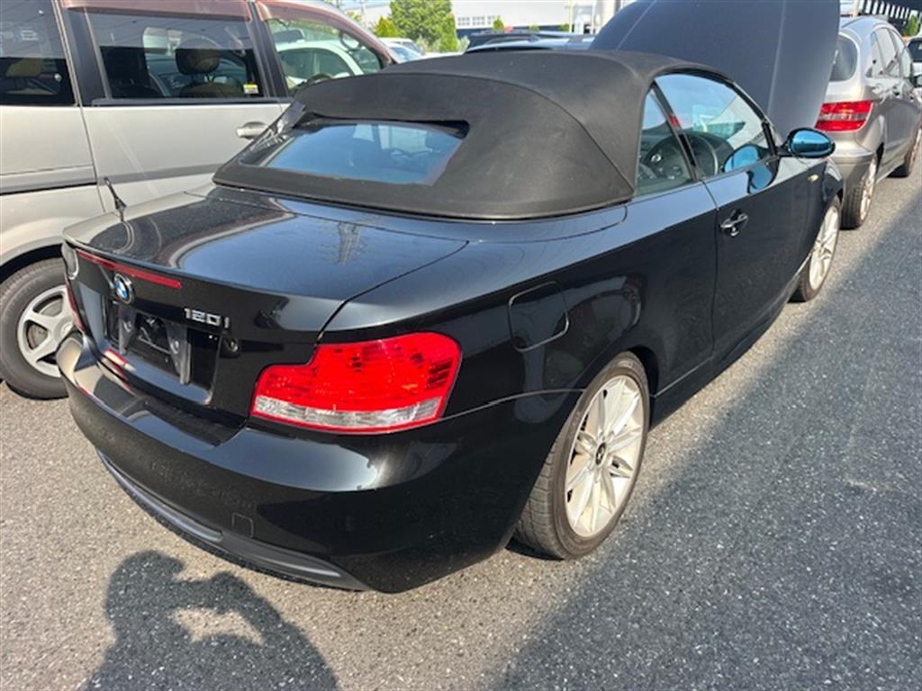 2010 Bmw 1 Series A/C Condenser View Auto part A/C Condenser Bmw 1 Series 2010