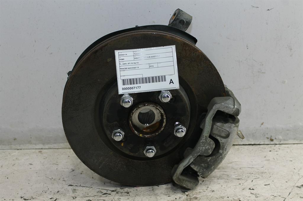 View Auto part Right Front Hub Assembly Hyundai Tucson 2016