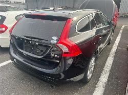 View Auto part A/C Condenser Volvo S60/v60 2014