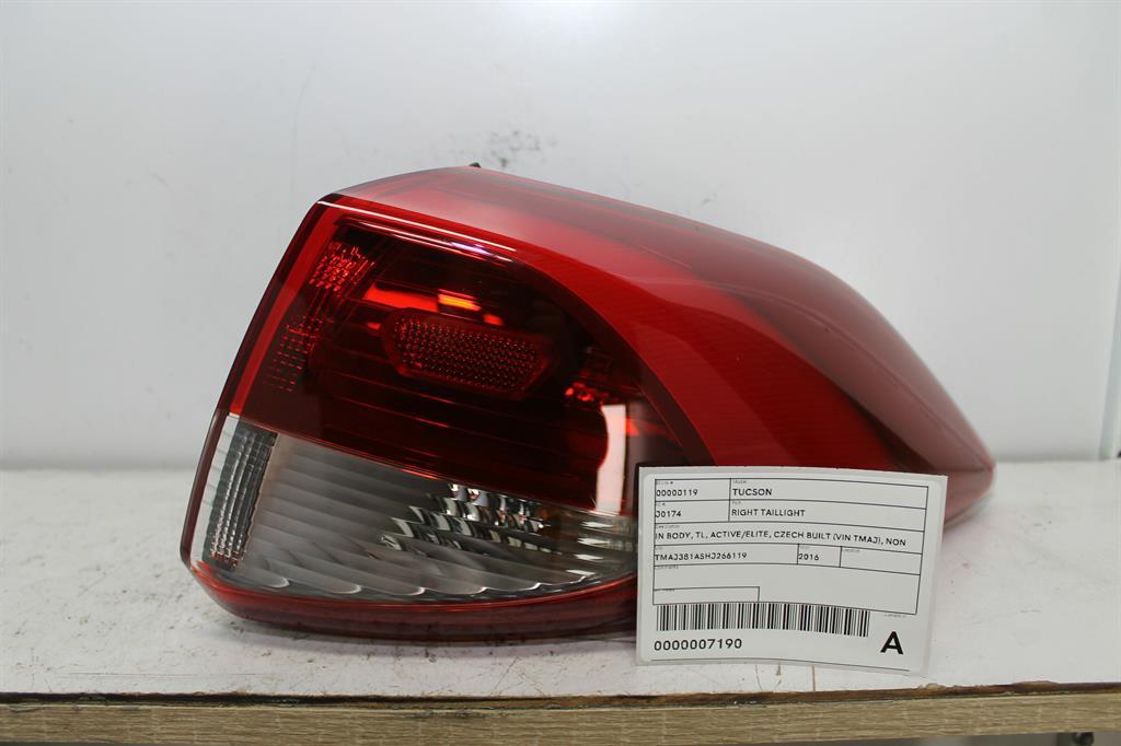 2016 Hyundai Tucson Right Taillight View Auto part Right Taillight Hyundai Tucson 2016