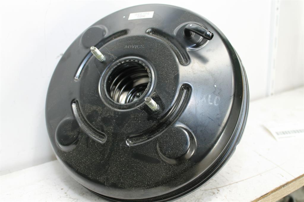 View Auto part Brake Booster Suzuki Kizashi 2011