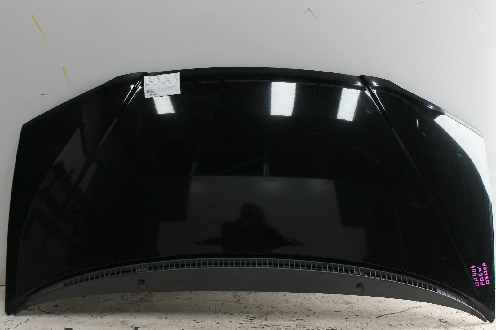 View Auto part Bonnet Mitsubishi Delica 2000