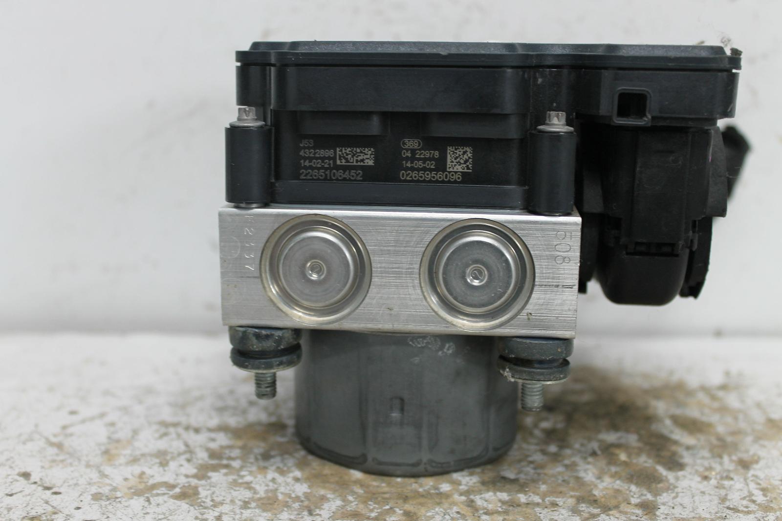 View Auto part Abs Pump/Modulator Nissan Altima 2014