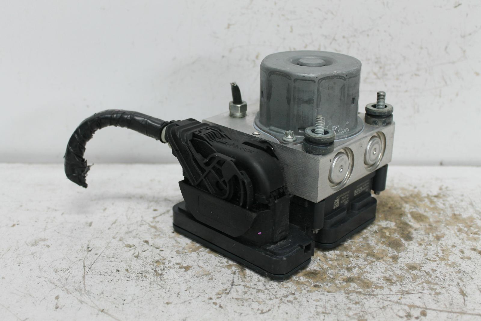 View Auto part Abs Pump/Modulator Nissan Altima 2014