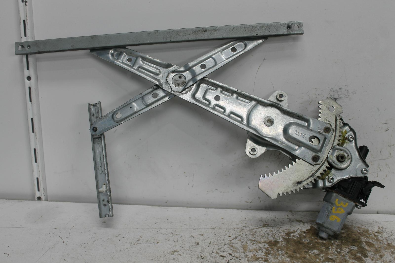 View Auto part Left Rear Wnd Reg/Motor Nissan Altima 2014