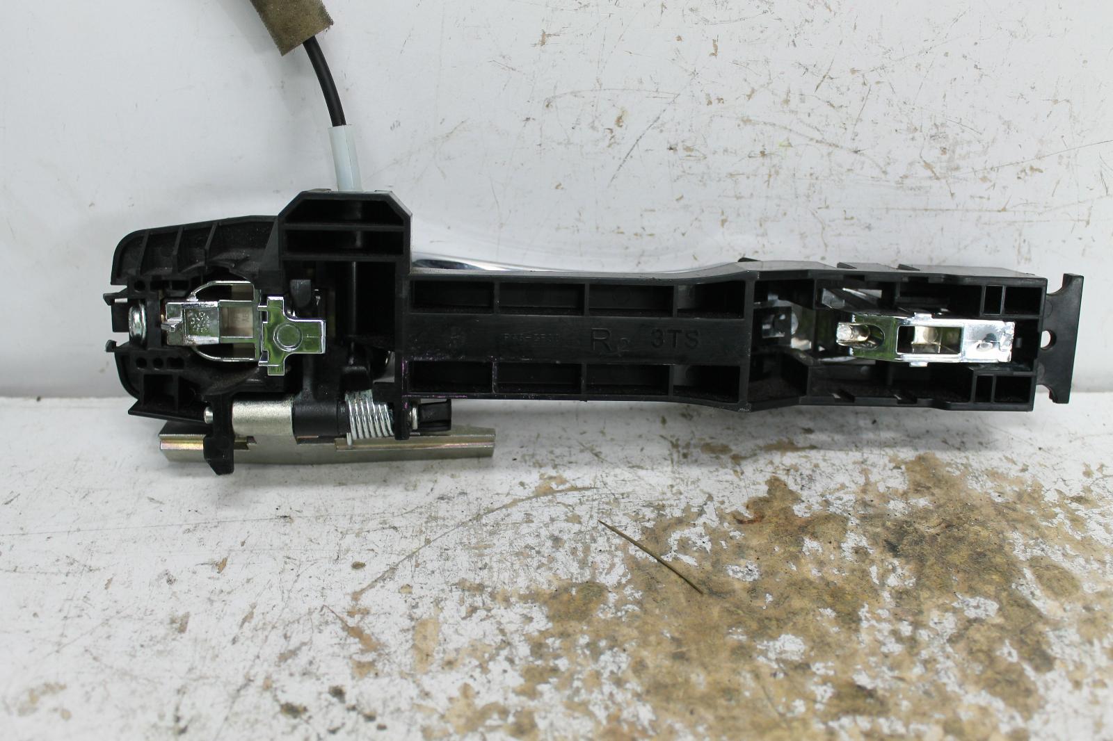 View Auto part Door Handle Nissan Altima 2014