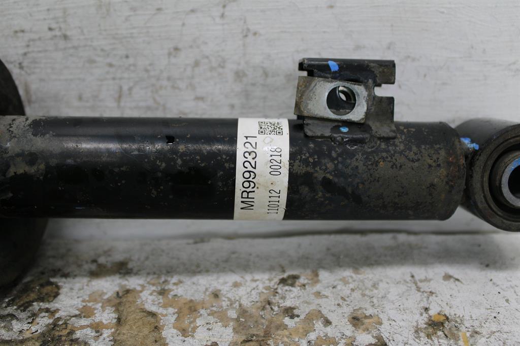 View Auto part Right Front Strut Mitsubishi Triton 2011