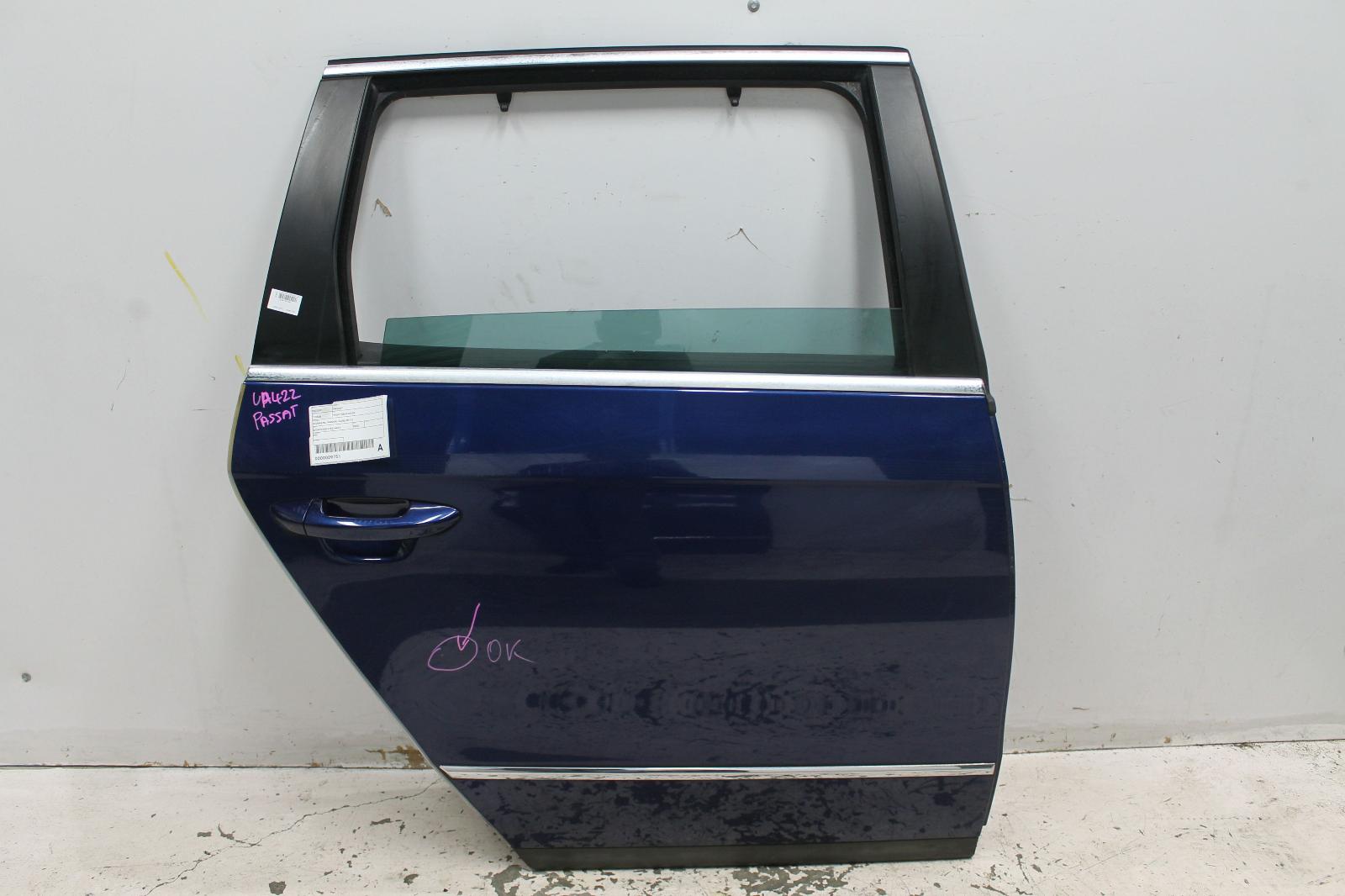 2006 Volkswagen Passat Right Rear Door Sliding View Auto part Right Rear Door Sliding Volkswagen Passat 2006