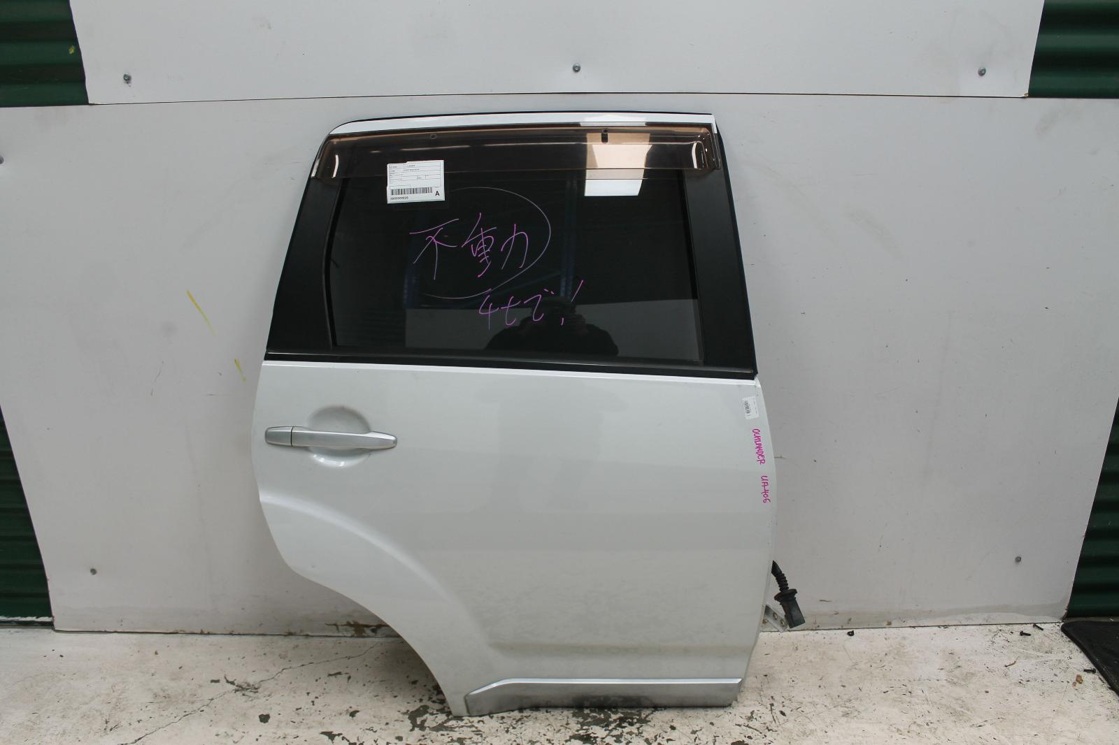 View Auto part Right Rear Door Sliding Mitsubishi Outlander 2006