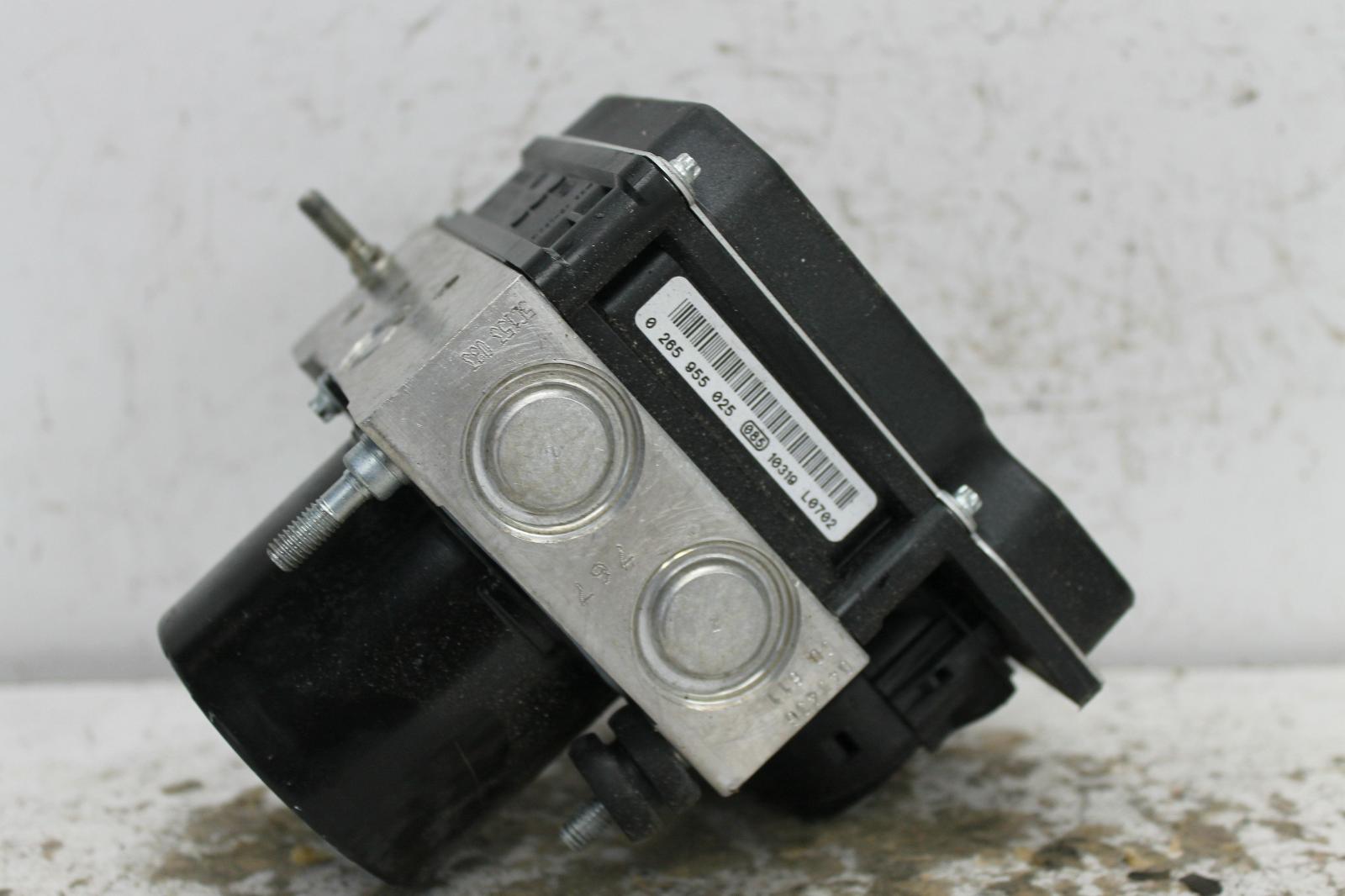View Auto part Abs Pump/Modulator Volkswagen Polo 2011