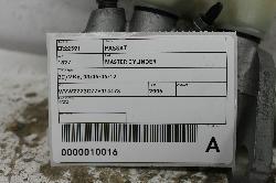 View Auto part Master Cylinder Volkswagen Passat 2006