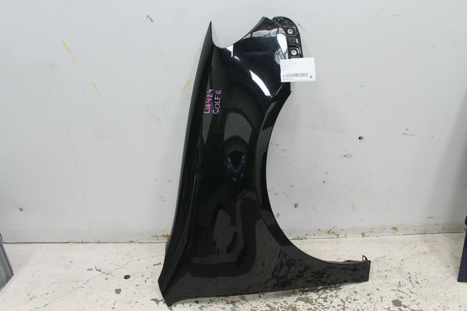 View Auto part Right Guard Volkswagen Golf 2010