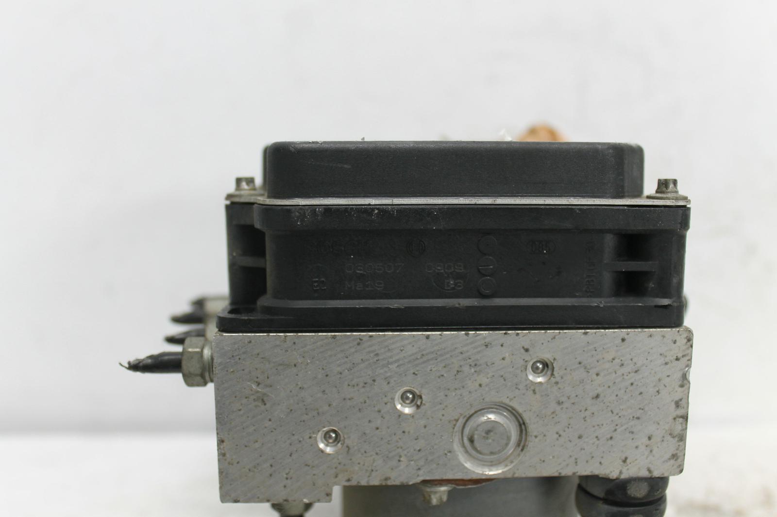 View Auto part Abs Pump/Modulator Mazda Cx7 2007