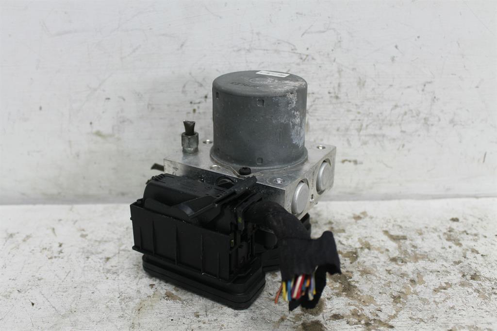 2011 Holden Barina Abs Pump/Modulator View Auto part Abs Pump/Modulator Holden Barina 2011
