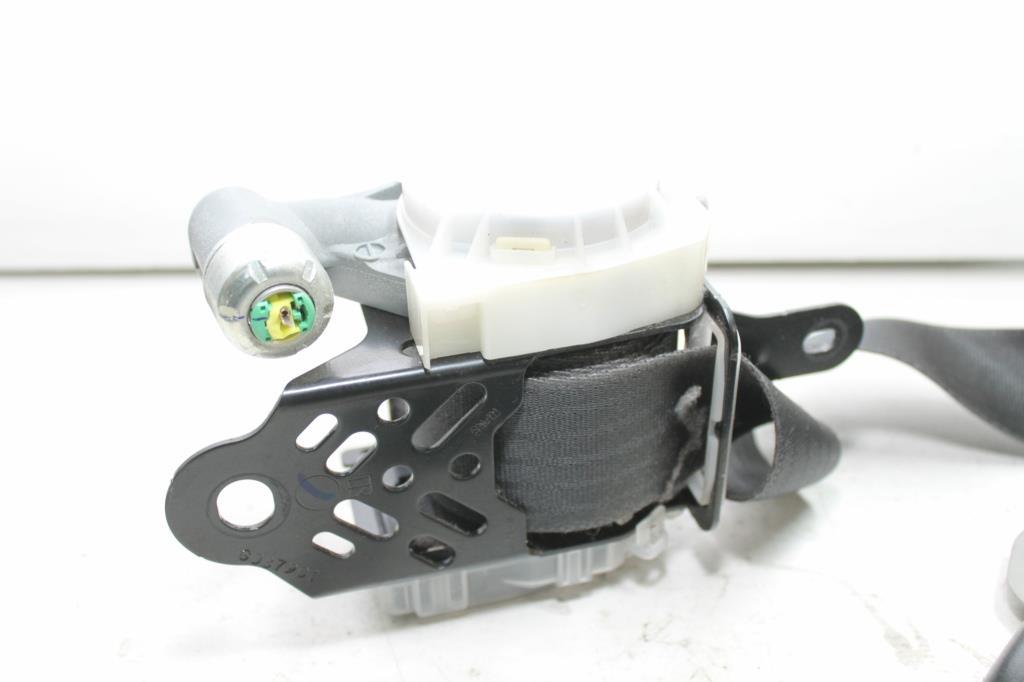 View Auto part Seatbelt/Stalk Toyota Camry 2009