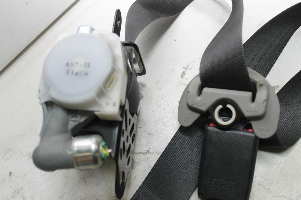 View Auto part Seatbelt/Stalk Toyota Camry 2009