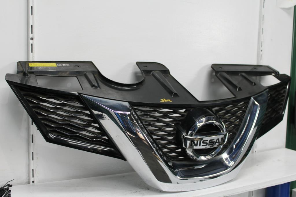 View Auto part Grille Nissan Xtrail 2015