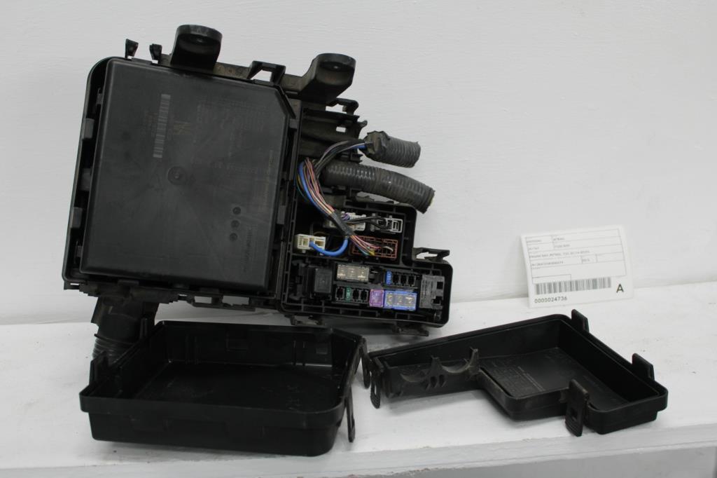 View Auto part Fuse Box Nissan Xtrail 2015