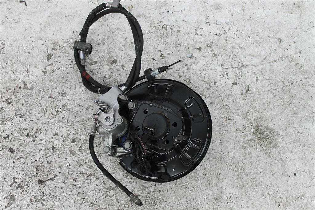 View Auto part Right Rear Hub Assembly Kia Picanto 2023