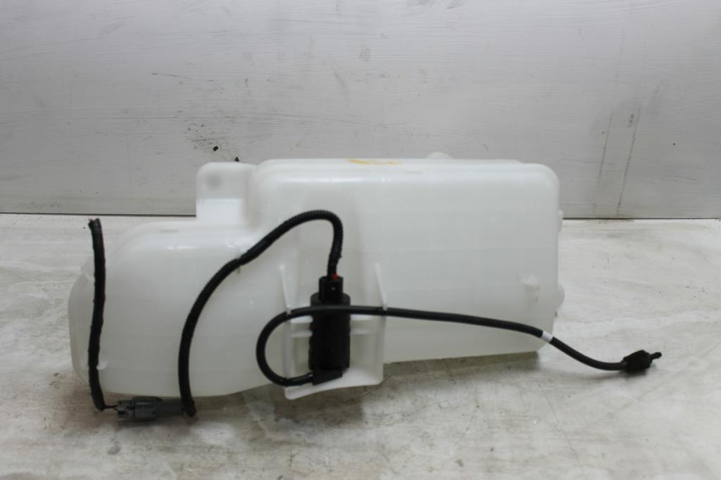 View Auto part Washer Bottle Great Wall Cannon Ute 2022