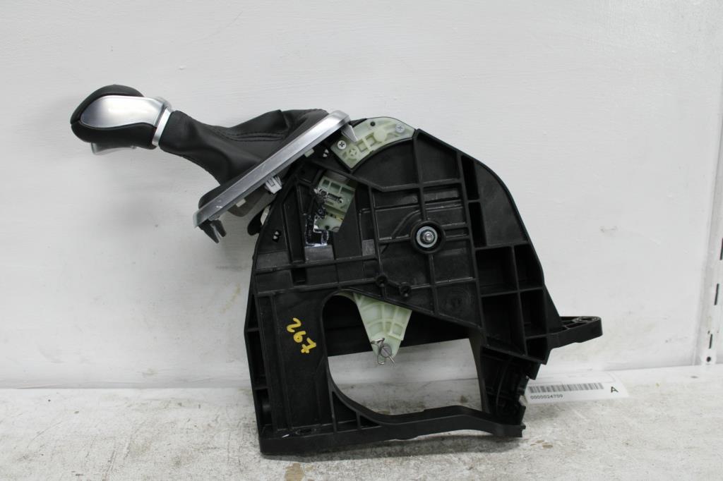 View Auto part Gear Stick/Shifter Hyundai Staria 2024