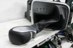 View Auto part Gear Stick/Shifter Hyundai Staria 2024