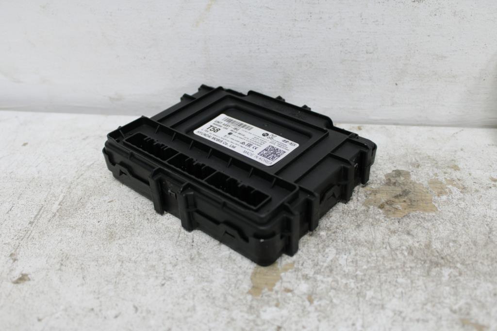 2024 Hyundai Staria Ecu View Auto part Ecu Hyundai Staria 2024