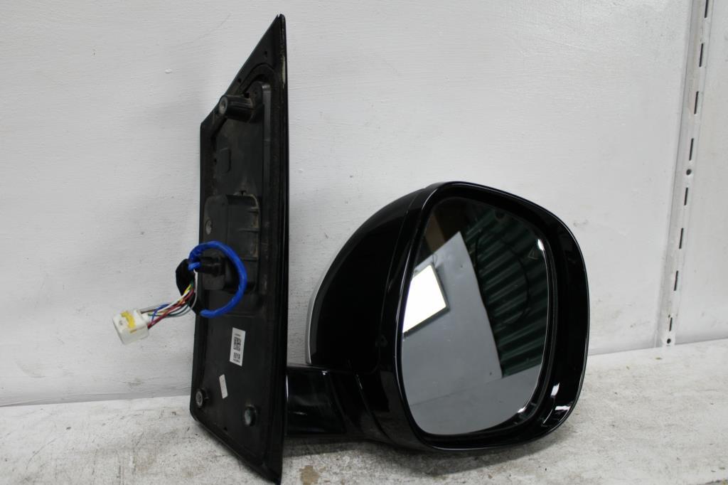 View Auto part Right Door Mirror Hyundai Staria 2024