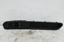 View Auto part Pwr Dr Wind Switch Hyundai Staria 2024