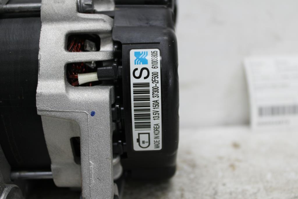 View Auto part Alternator Hyundai Staria 2024