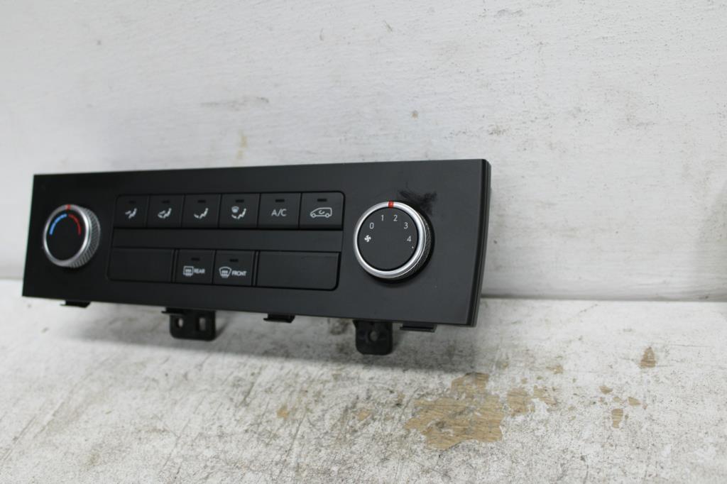 2024 Hyundai Staria Heater/Ac Controls View Auto part Heater/Ac Controls Hyundai Staria 2024