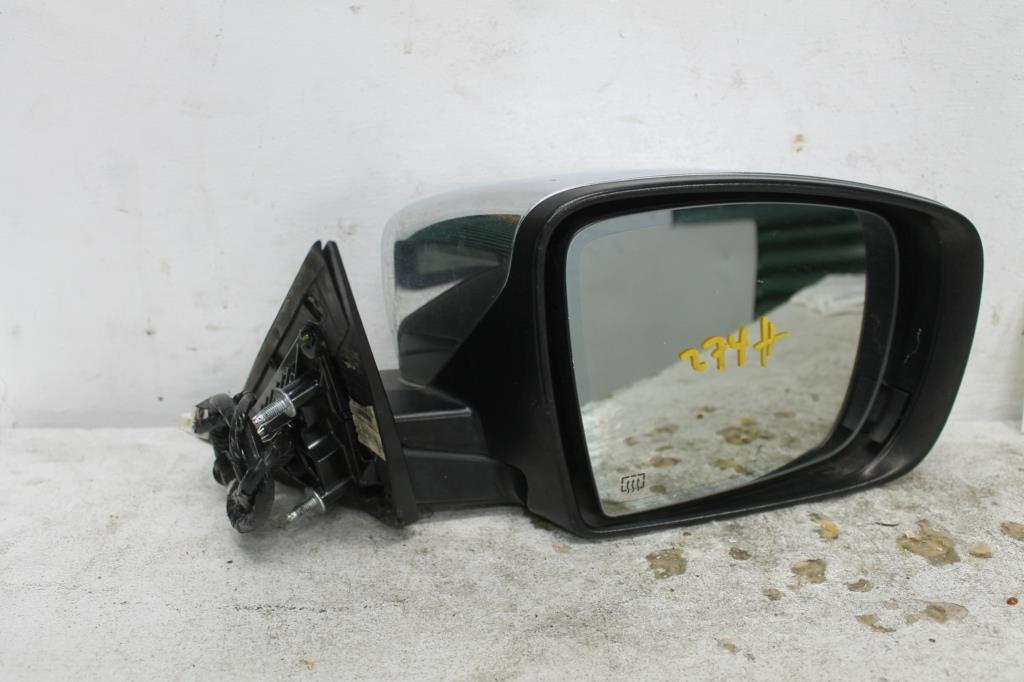 View Auto part Right Door Mirror Chrysler 300c 2012