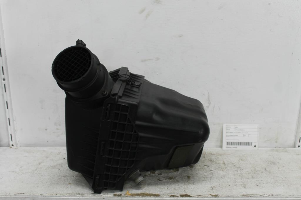 View Auto part Air Cleaner/Box Chrysler 300c 2012