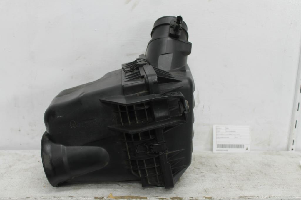 View Auto part Air Cleaner/Box Chrysler 300c 2012