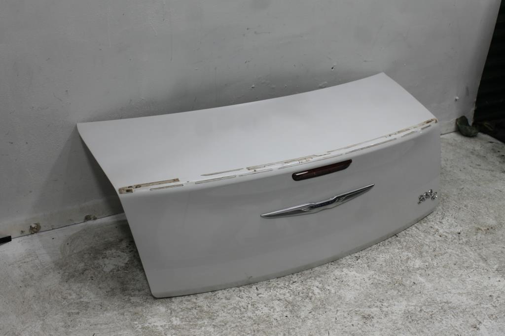 View Auto part Bootlid/Tailgate Chrysler 300c 2012