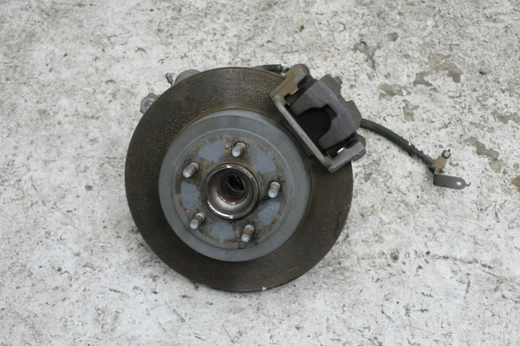 2012 Chrysler 300c Left Rear Hub Assembly View Auto part Left Rear Hub Assembly Chrysler 300c 2012