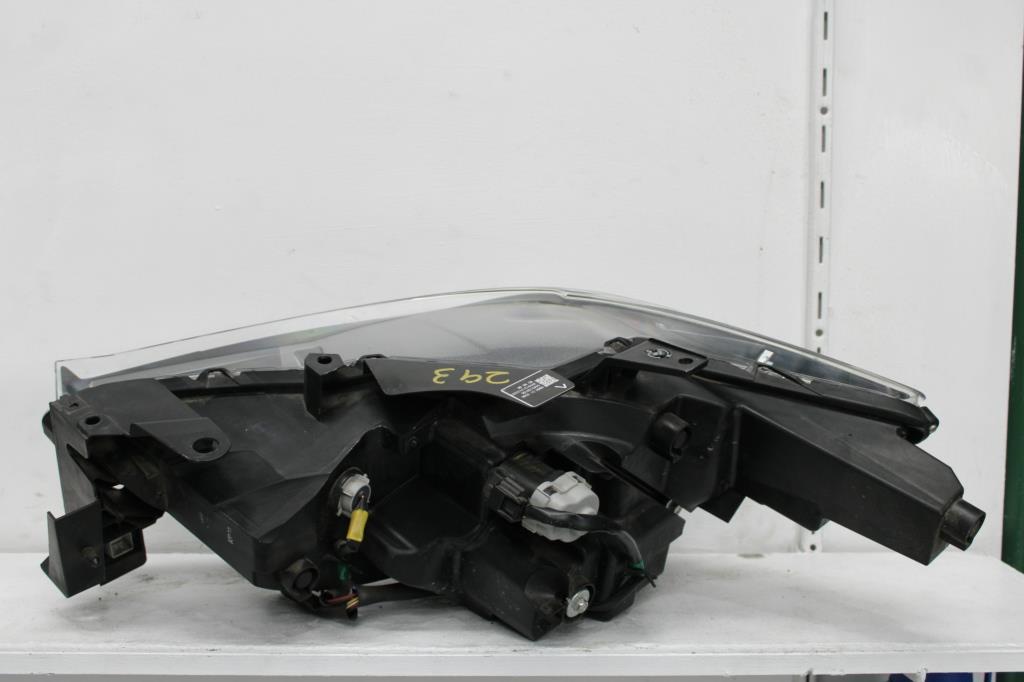 View Auto part Right Headlamp Mazda Cx5 2019