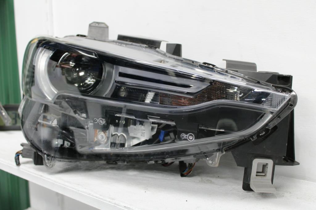 View Auto part Right Headlamp Mazda Cx5 2019