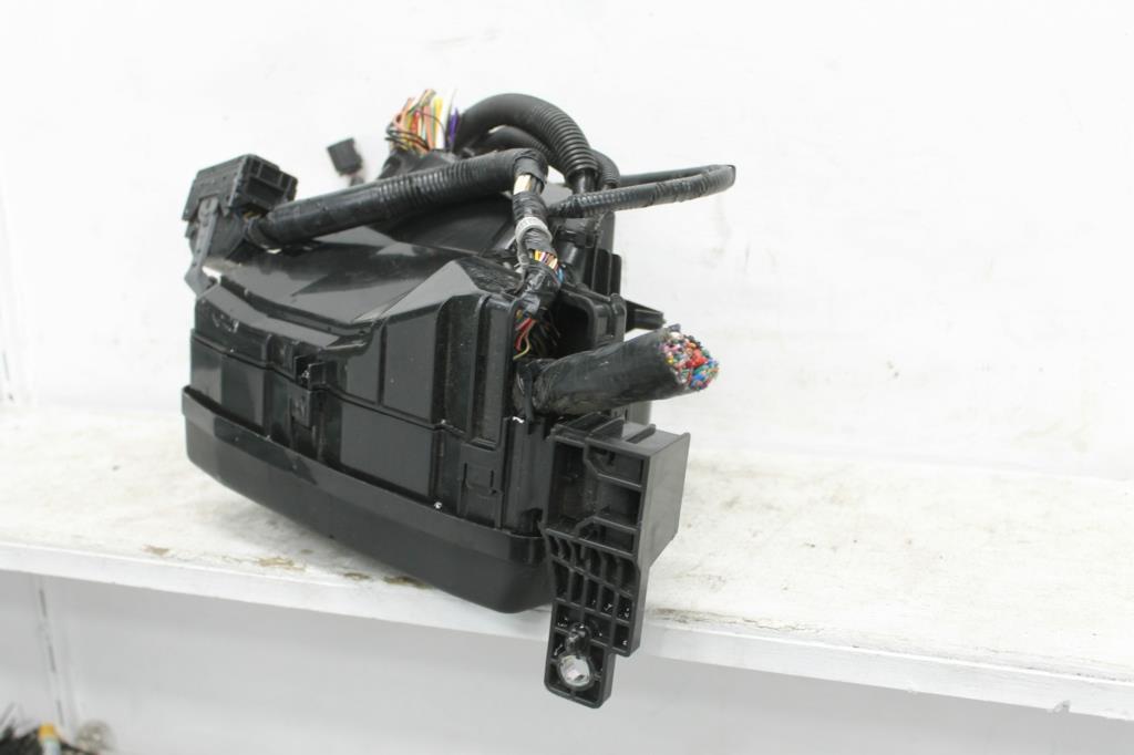 View Auto part Fuse Box Mazda Cx5 2019
