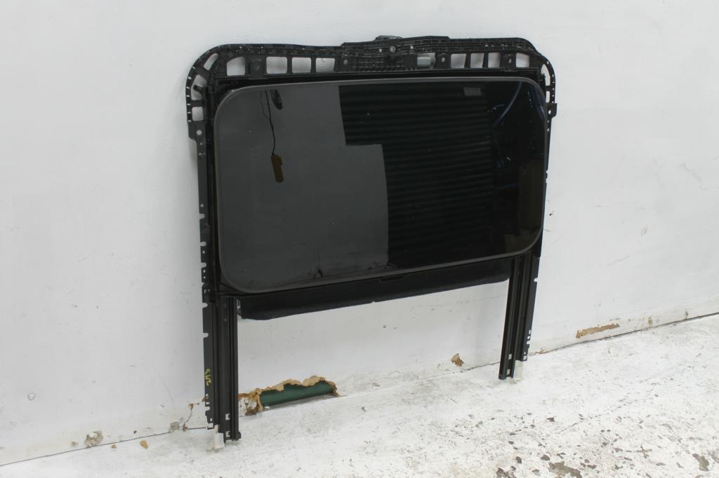 View Auto part Roof Glass/Sunroof/T Mazda Cx5 2019