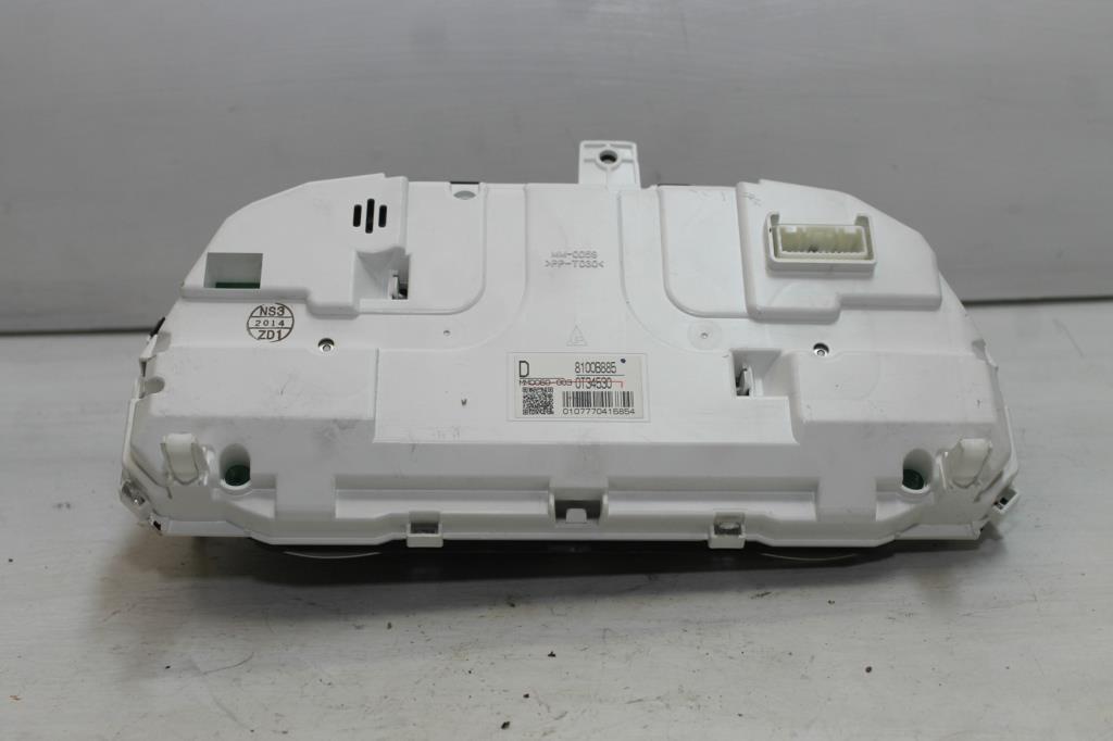 View Auto part Instrument Cluster Mitsubishi Outlander 2014