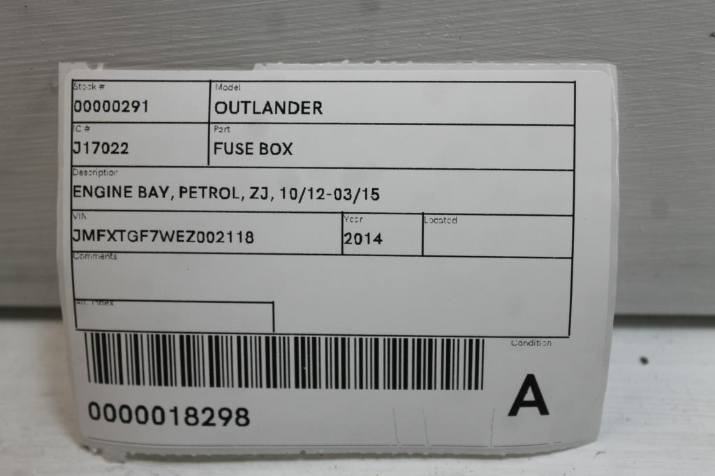 View Auto part Fuse Box Mitsubishi Outlander 2014