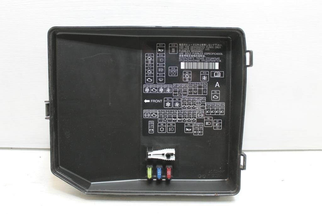 View Auto part Fuse Box Mitsubishi Outlander 2014