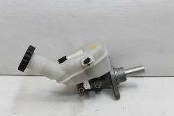 View Auto part Master Cylinder Mitsubishi Outlander 2014