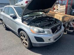 View Auto part A/C Condenser Volvo Xc60 2012