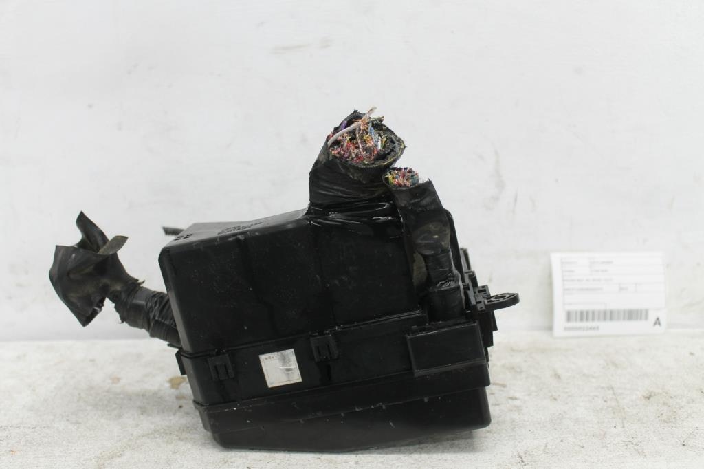 View Auto part Fuse Box Mitsubishi Outlander 2010