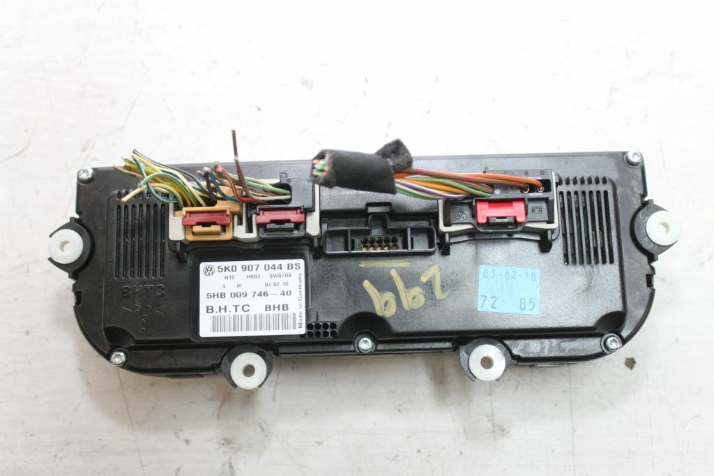 2010 Volkswagen Golf Heater/Ac Controls View Auto part Heater/Ac Controls Volkswagen Golf 2010