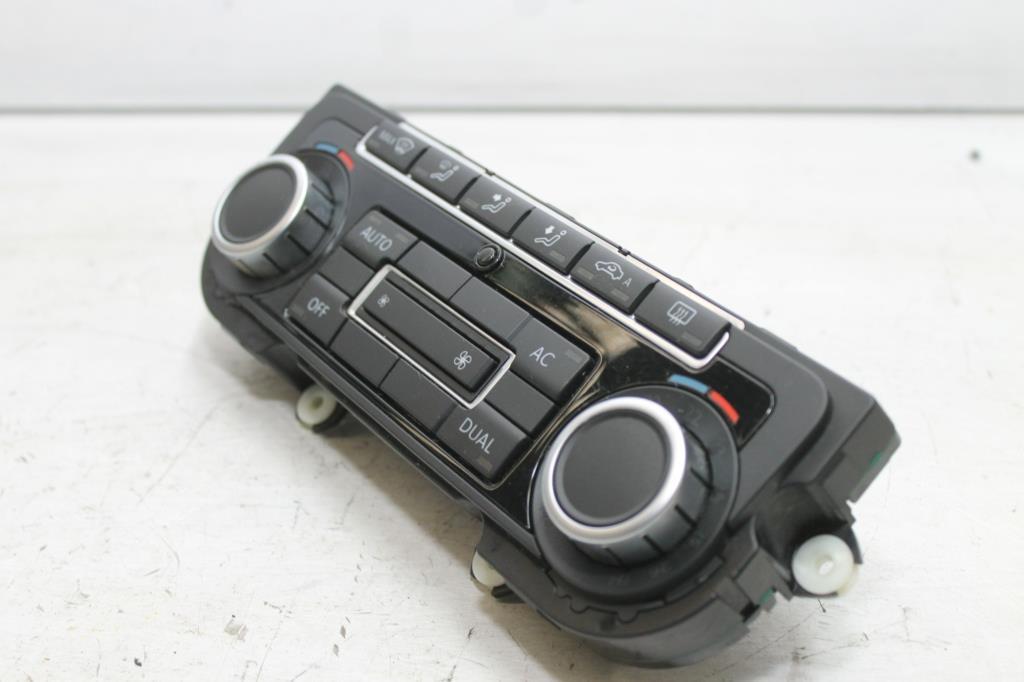 2010 Volkswagen Golf Heater/Ac Controls View Auto part Heater/Ac Controls Volkswagen Golf 2010