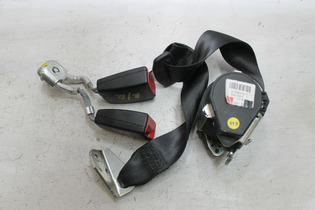 View Auto part Seatbelt/Stalk Volkswagen Golf 2010