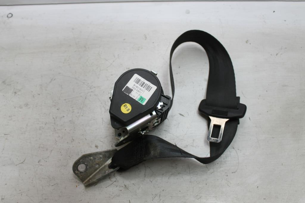 View Auto part Seatbelt/Stalk Volkswagen Golf 2010